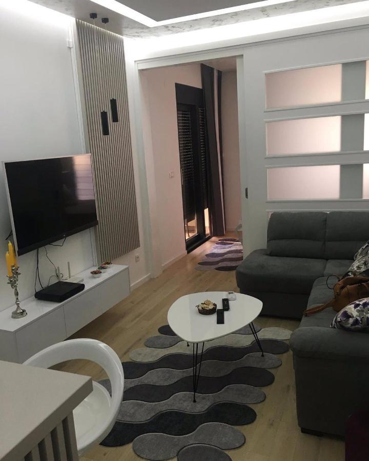 Bar Exclusiv Soho City Residence Bagian luar foto