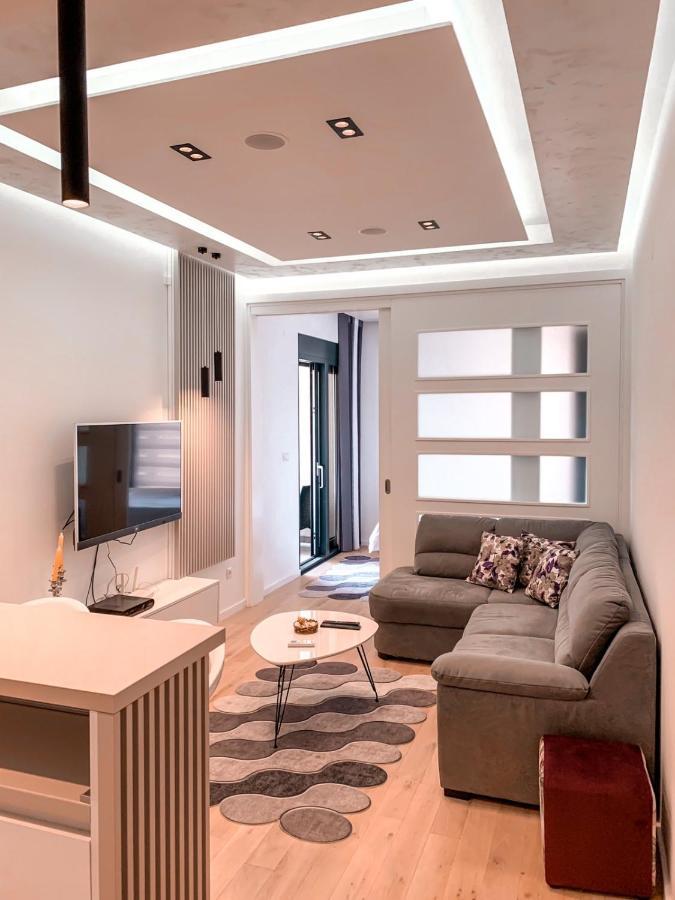 Bar Exclusiv Soho City Residence Bagian luar foto
